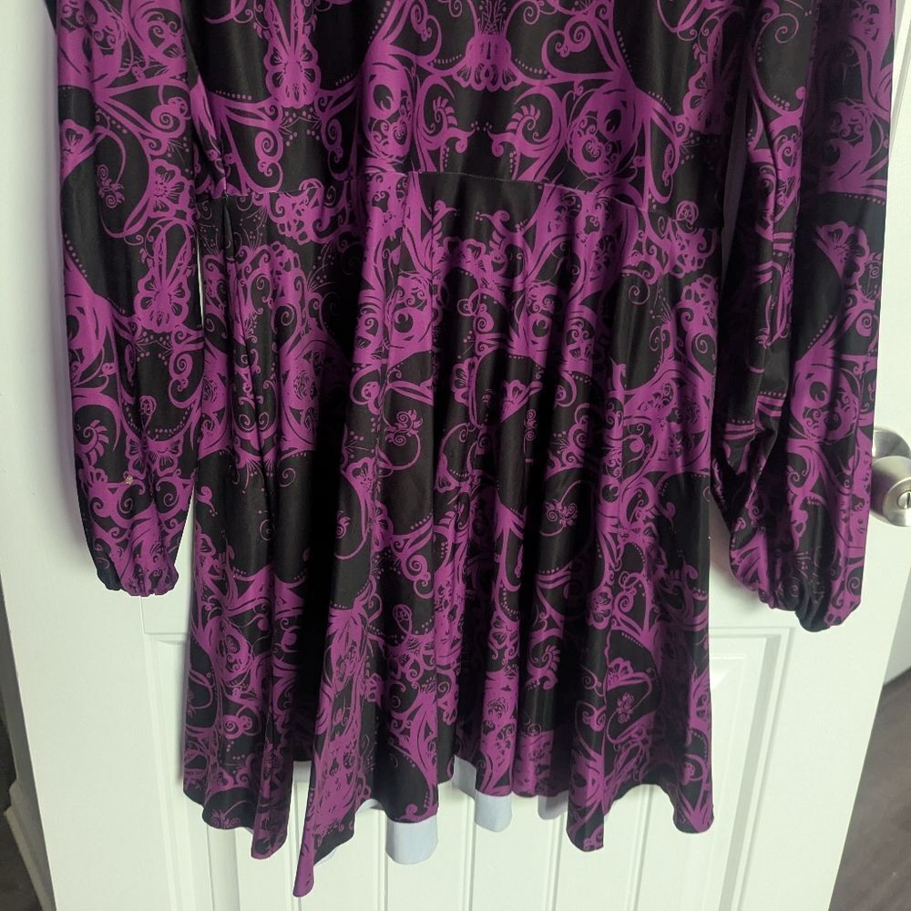 XL Blackmilk Plum Bath Bishop Skaters Dress - Picture 4 of 7